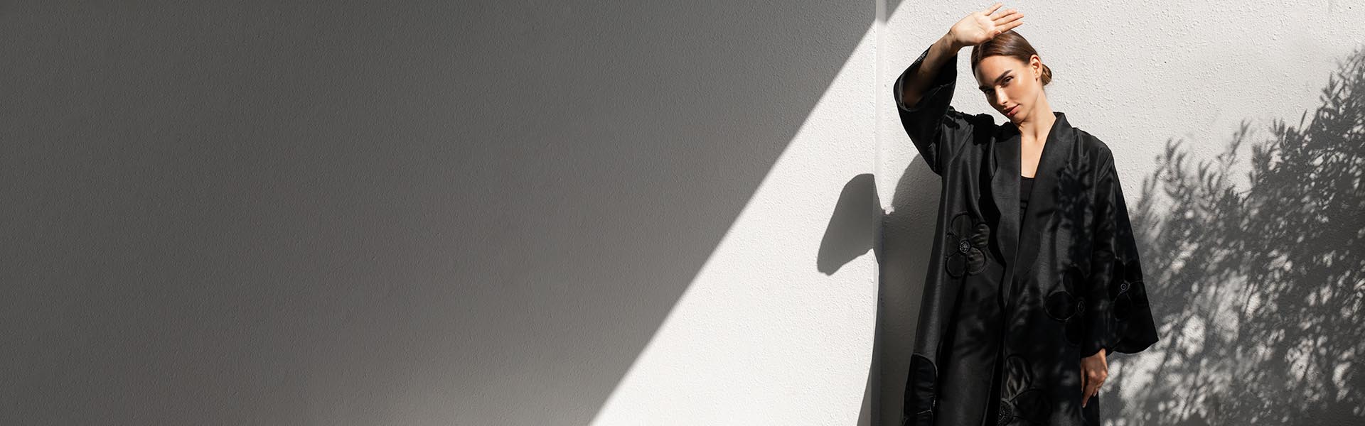 أجمل العبايات وأرقى الأقمشة 